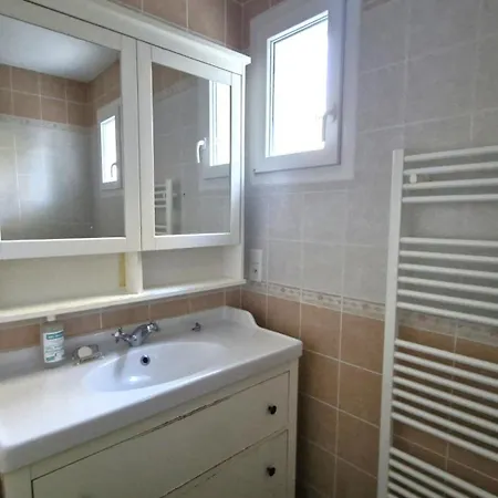 Georges De Didonne - Maison Parfaite Pour Les : Jardin, Terrasse... Villa *