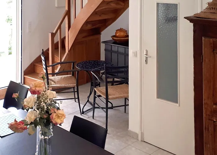 Georges De Didonne - Maison Parfaite Pour Les : Jardin, Terrasse...